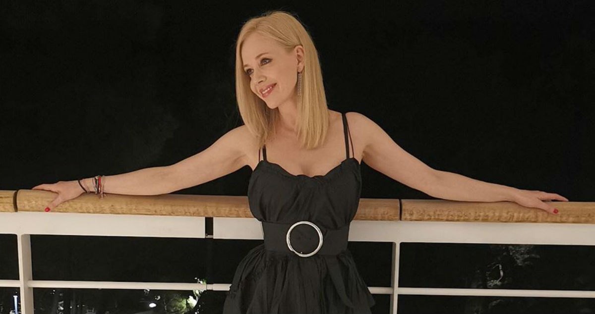 Jelena Rozga Pozirala U Haljinici Koja Vizualno Izdužuje Noge - Index.hr