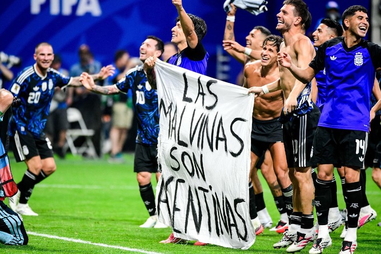 Argentinci zvali Engleze "okupatorima", oni odgovorili. FIFA pokrenula istragu