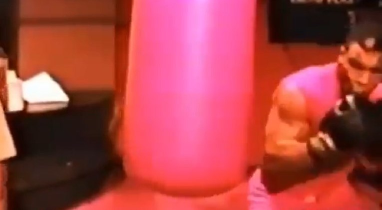 Objavljen video koji ilustrira koliko je Mike Tyson bio moćan