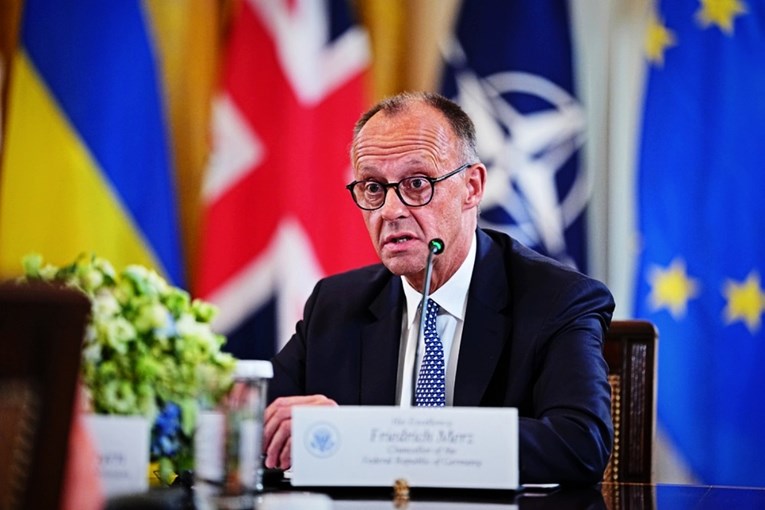 Njemački kancelar: Dogovoreno je da se Putin i Zelenski sastanu unutar dva tjedna