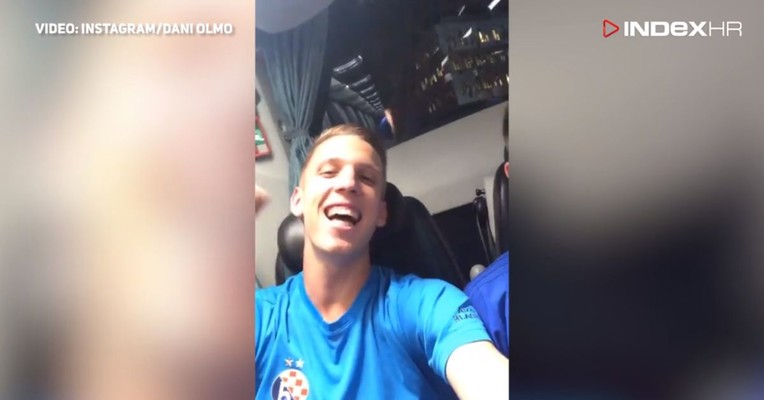 VIDEO Olmo u euforiji vodio feštu dinamovaca nakon ulaska u Ligu prvaka