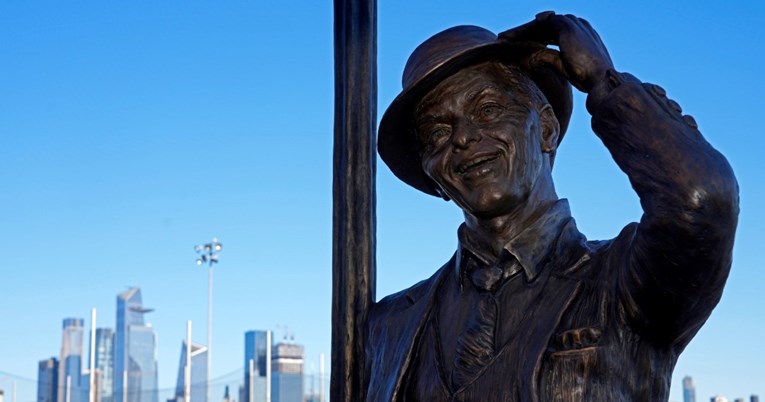 Frank Sinatra dobio brončani kip u rodnom gradu