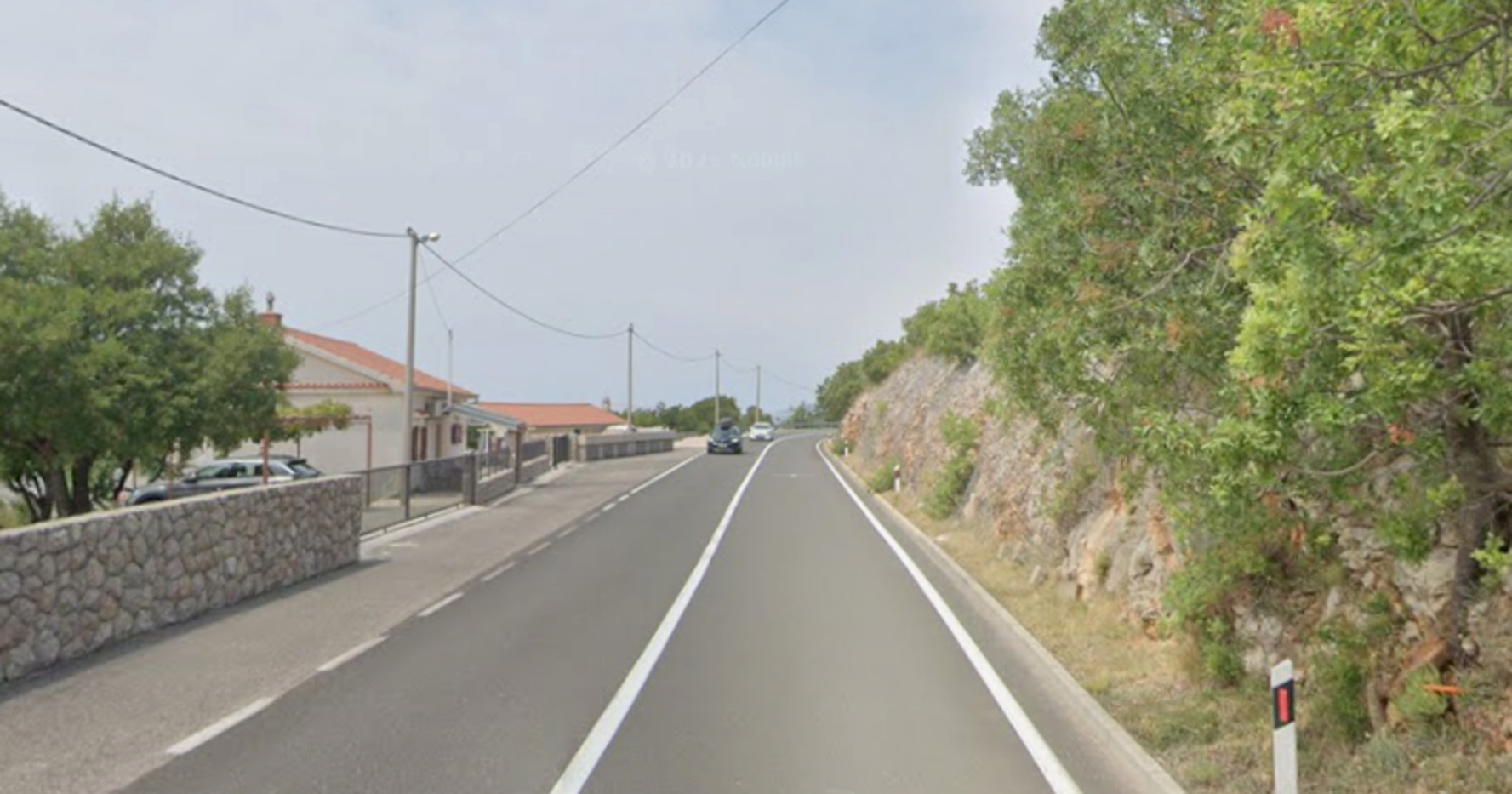U prometnoj nesreći kod Karlobaga poginuo motociklist (20)