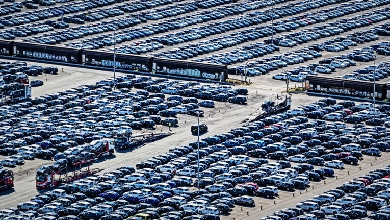 Europski proizvođači automobila: Klimatski ciljevi EU više nisu ostvarivi