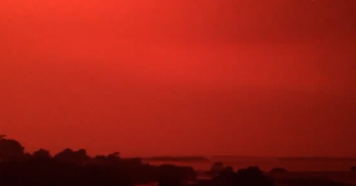 VIDEO Nebo nad dijelovima Australije je krvavo crvene boje, ljudi bježe na plaže