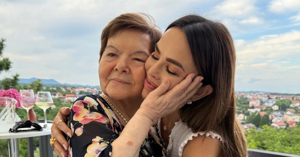 Severina objavila nove fotografije s majkom Anom: "Nisam mogla izbaciti nijednu"