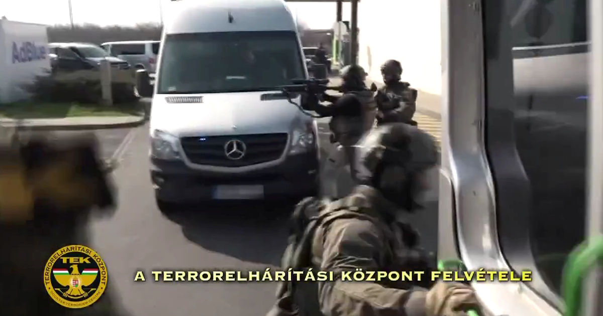 Mađarska vratila Ukrajini blindirana vozila, zadržala gotovinu i zlato