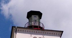 Radnička fronta na Kulu Lotrščak izvjesila crvenu zastavu