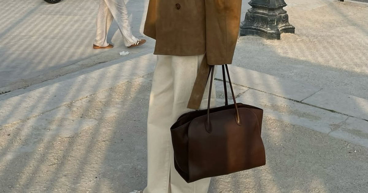 Torba bez logotipa postala je novi statusni simbol