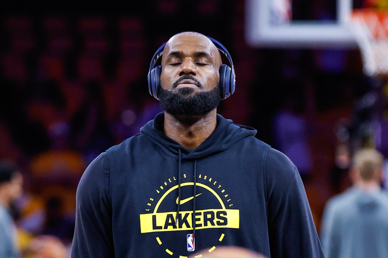 LeBron neće živjeti u Philadelphiji. Platit će milijun dolara za letove helikopterom