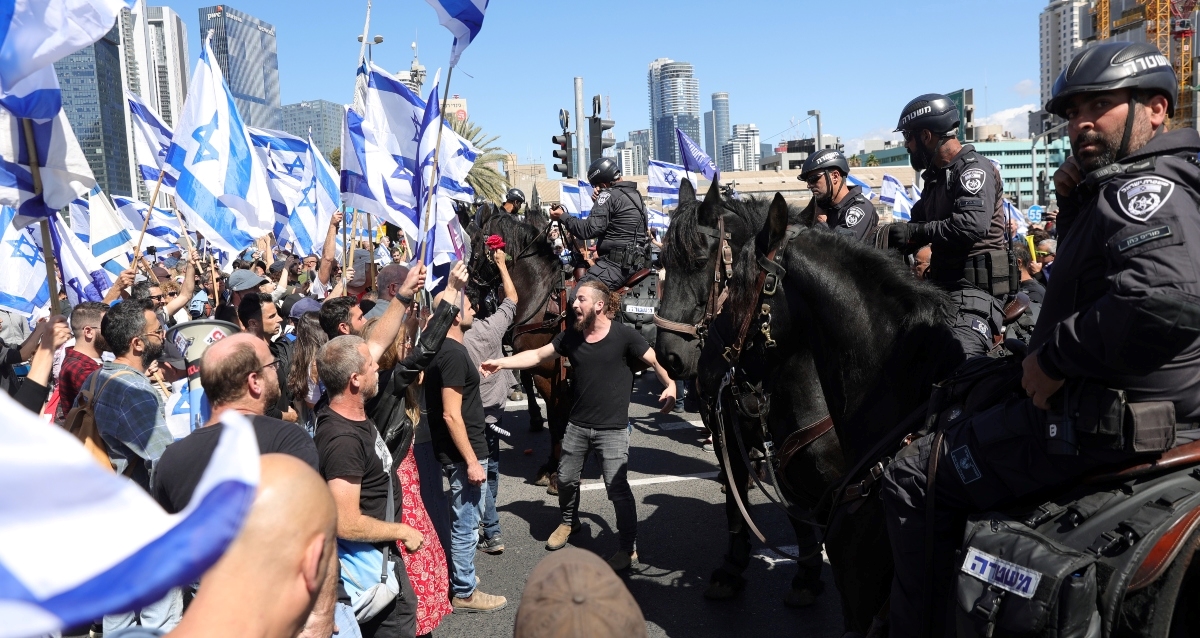 Netanyahu u službenom posjetu Njemačkoj dok se u Izraelu ne stišavaju prosvjedi