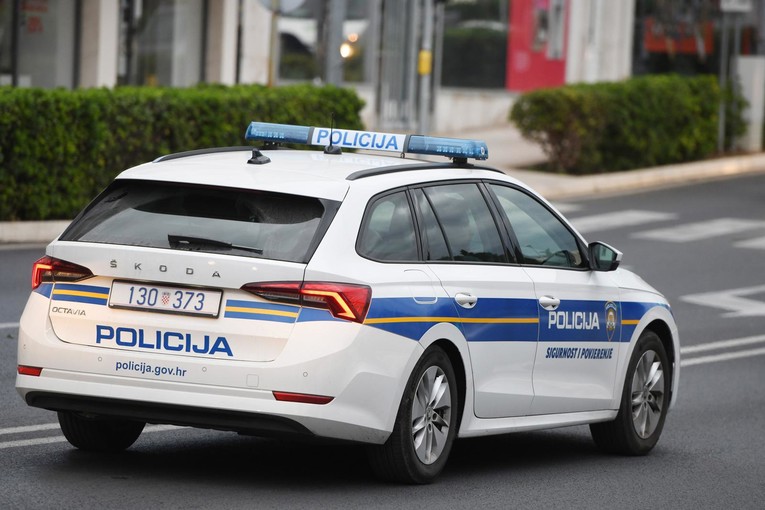 Muškarca sa splitskog područja prevarila lažna brokerica. Ostao je bez 50 tisuća eura