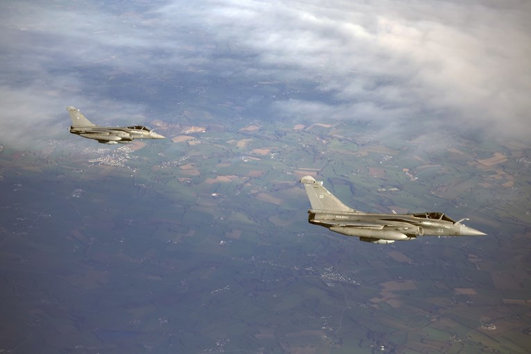 Francuska poslala Rafale u svoje vojne baze u Emiratima