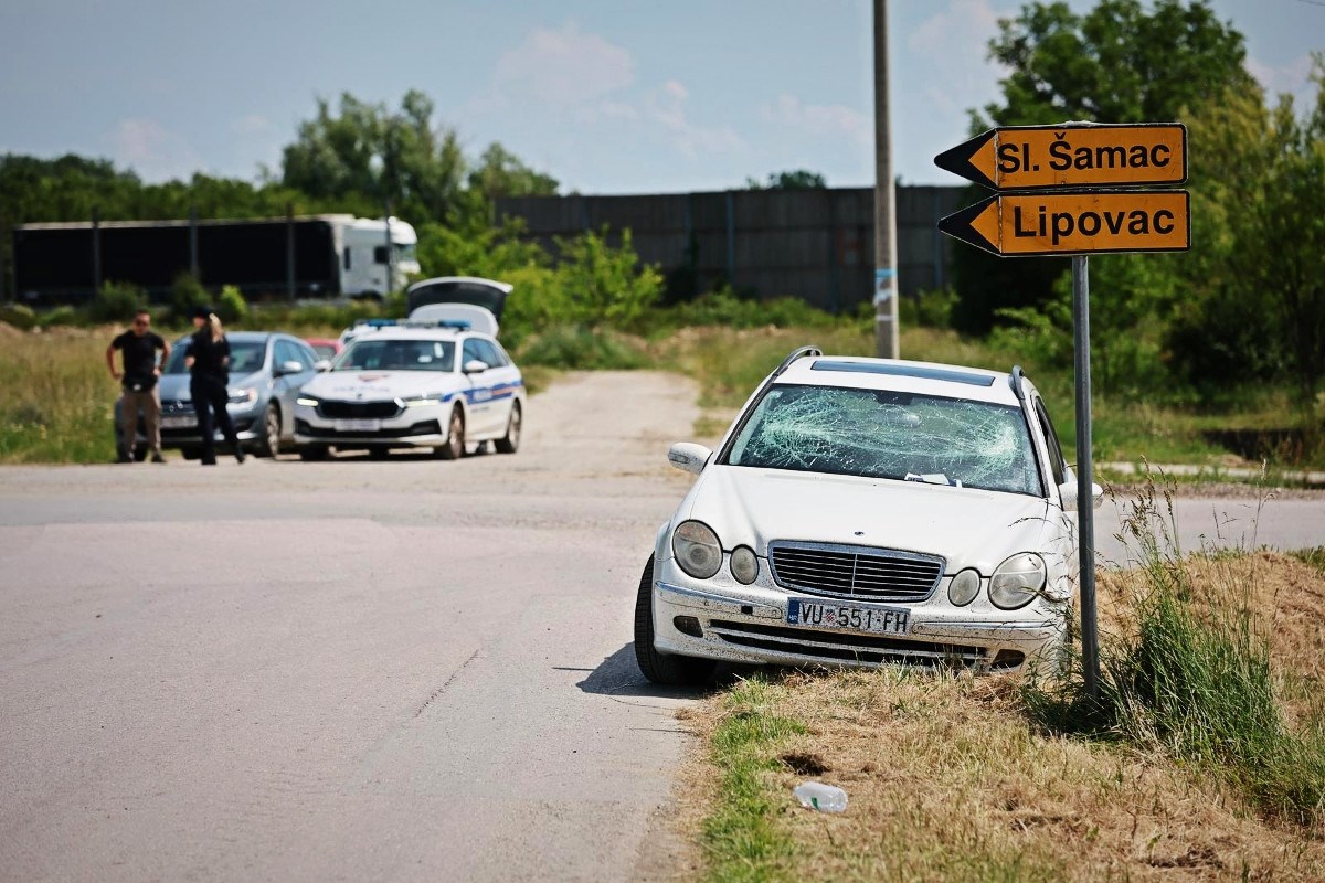 Bježali s kokainom na A3, probili rampu i gurnuli policajca. Pao je s 3 metra visine