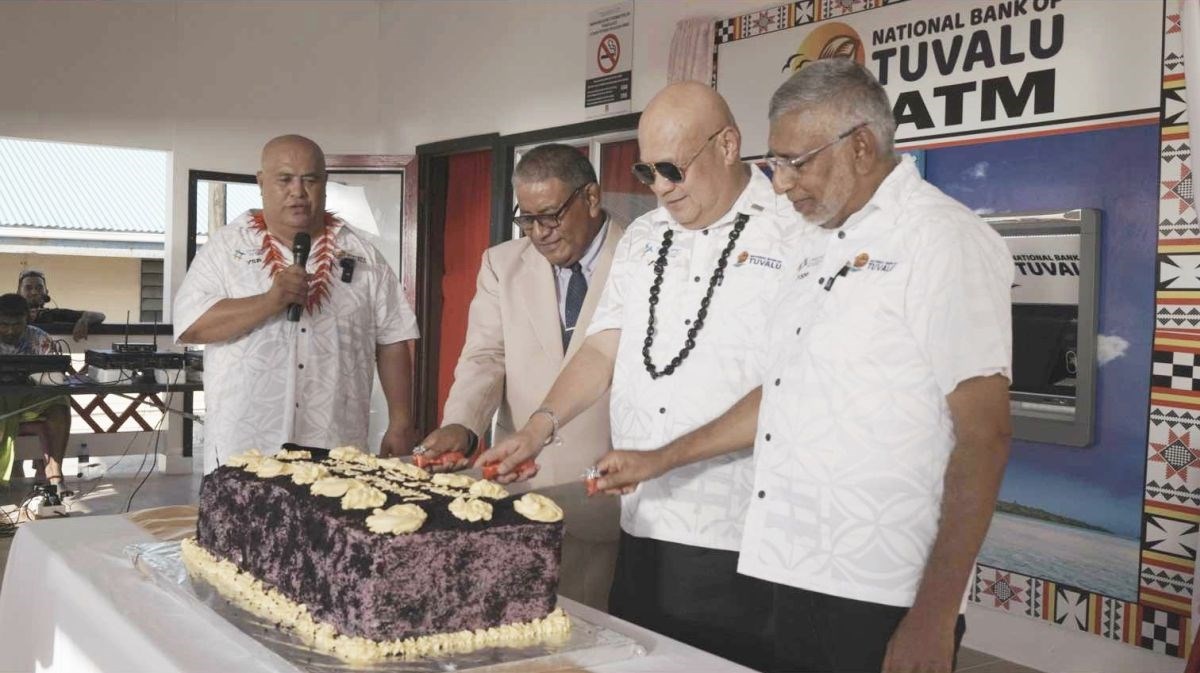 Tuvalu svečano predstavio svoje prve bankomate