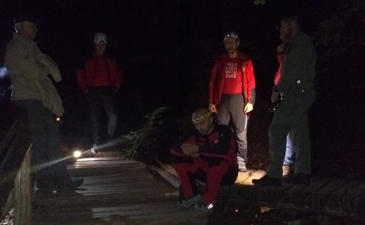 FOTO Turisti se izgubili na Plitvicama, spašavali ih usred noći