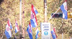 Srušen jarbol s hrvatskom zastavom u dvorištu crkve u središnjoj Bosni