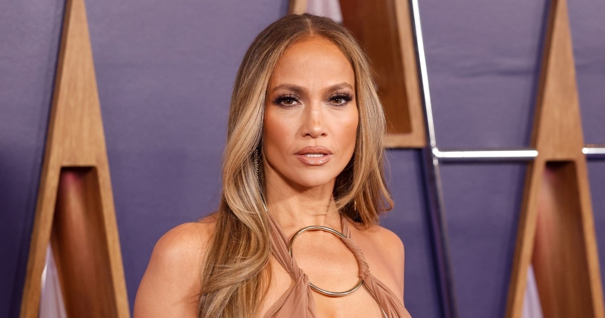 "Kako ima 55 godina?": Jennifer Lopez u haljini koja je sve ostavila bez riječi