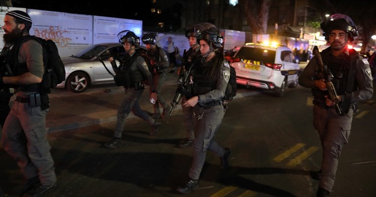 Izraelski policajci ubili Palestinca koji je pucao po klubu u Tel Avivu