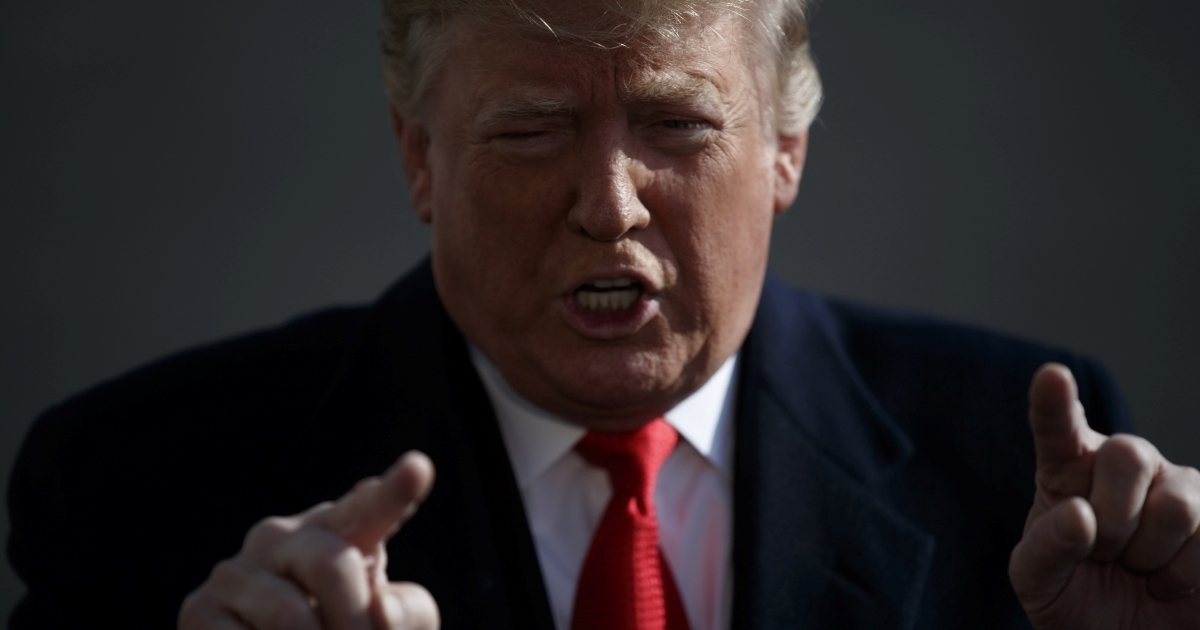 Trump prijeti BRICS-u novim carinama, reagirala Kina