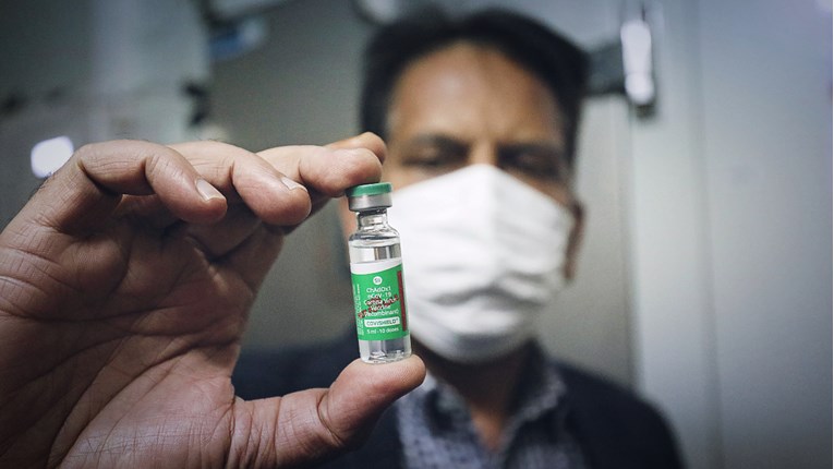 Indija kreće u najveću kampanju cijepljenja na svijetu s dva svoja cjepiva