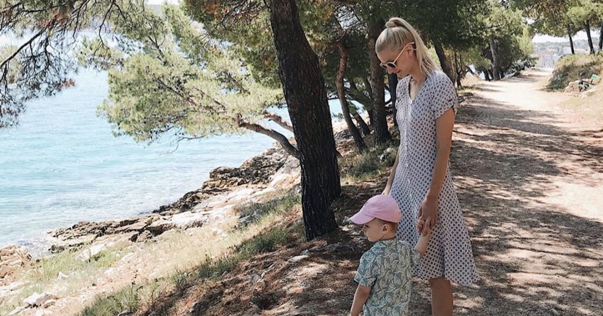 Domaća glumica prestaje dojiti sina: "Na malo razdrmanim nogama idem dalje"