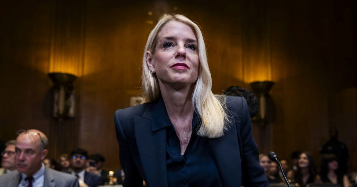 Trump smijenio glavnu državnu odvjetnicu Pam Bondi