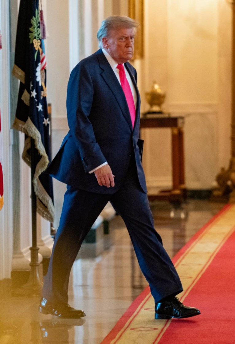 Donald Trump pozvan je na Bezosovo vjenčanje. Zašto ne dolazi?