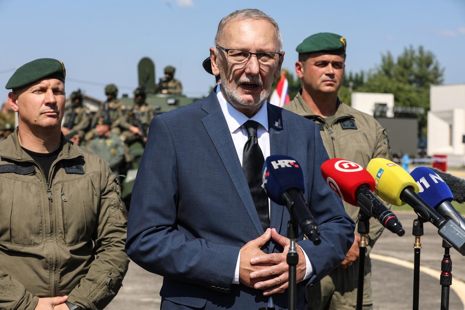 Božinović: Ovaj način s migrantima nije dobar