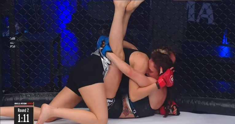 Mlada Slovakinja na debiju pobijedila potezom kakav se rijetko viđa u MMA borbama