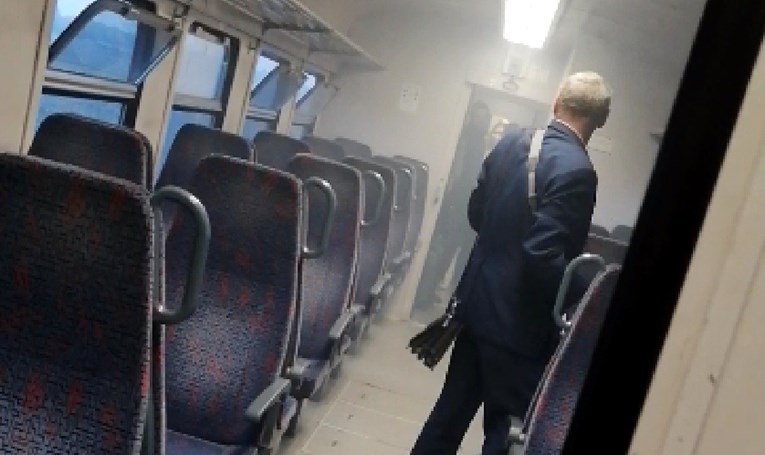 VIDEO Požar u vlaku Varaždin-Koprivnica, putnik nam opisao kako je to izgledalo