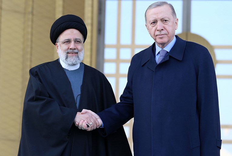 Turska šalje Iranu pomoć. Erdogan: Nadam se dobrim vijestima o mom "bratu" Ebrahimu