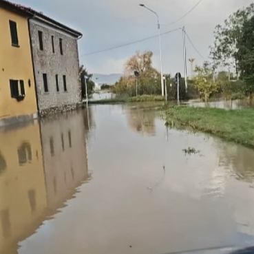 VIDEO Nevrijeme u Italiji, evakuirano 1200 stanovnika Toskane