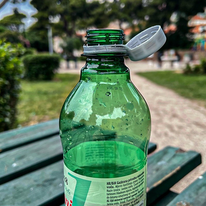 Čepovi se više ne mogu odvojiti od boca. Zašto?