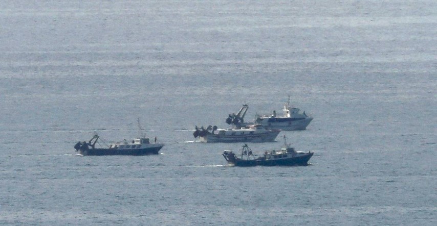 Potonula ruska kočarica u Barentsovu moru, 17 članova posade nestalo