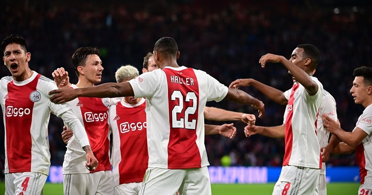Ajax uvjerljiv protiv Bešiktaša, Šahtar i Inter bez golova
