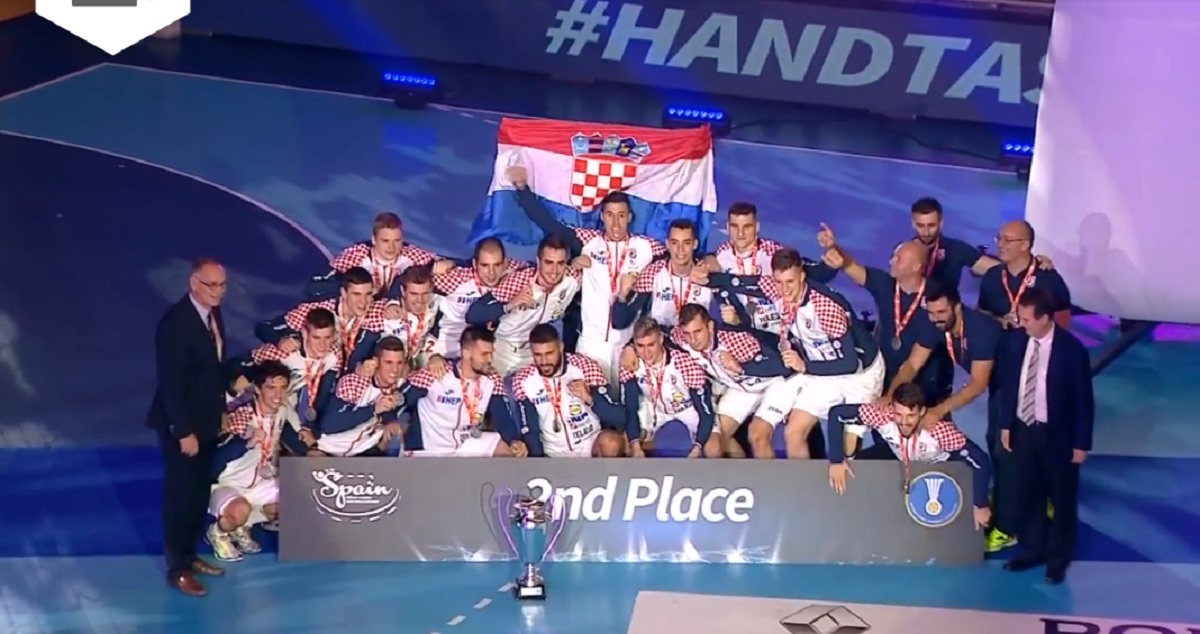 VIDEO Pogledajte dodjelu medalja i slavlje srebrnih hrvatskih rukometaša