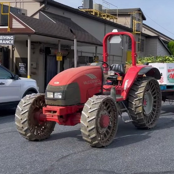 Amiši imaju čelične kotače na traktorima, a razlog je neočekivan