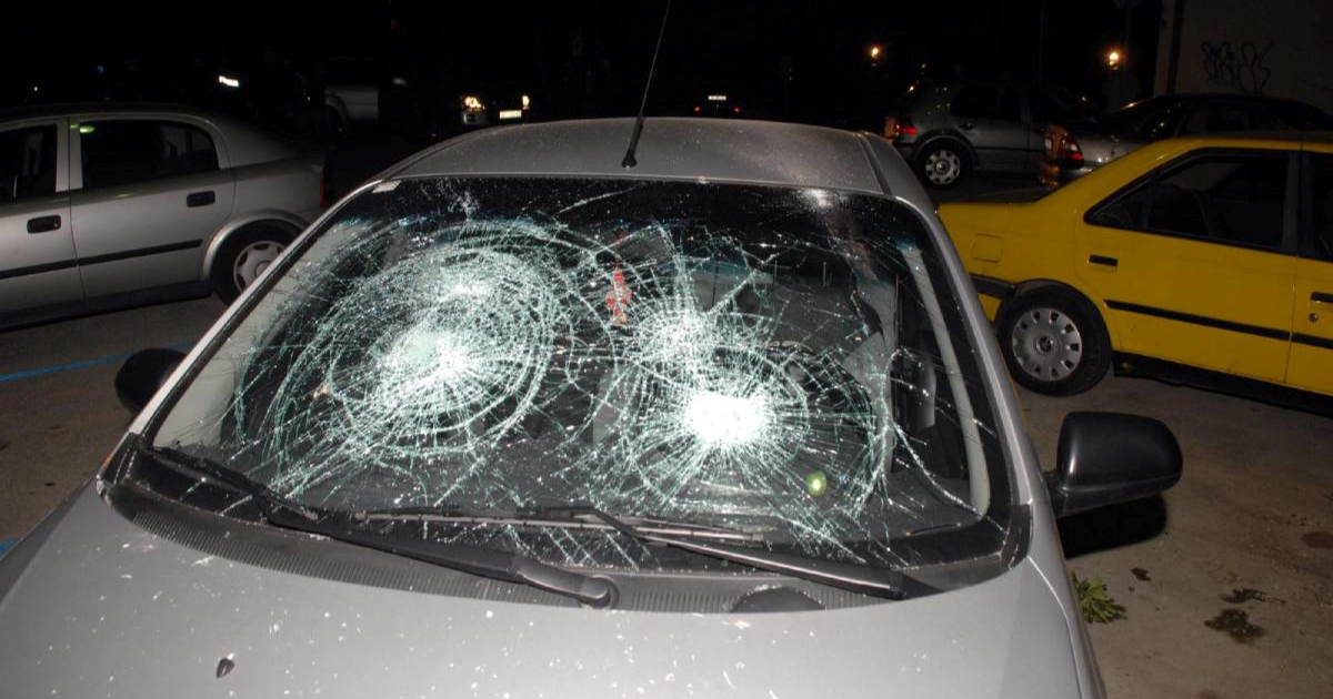 Nepalac (40) razbijao aute kod Starigrada, slijedi mu protjerivanje