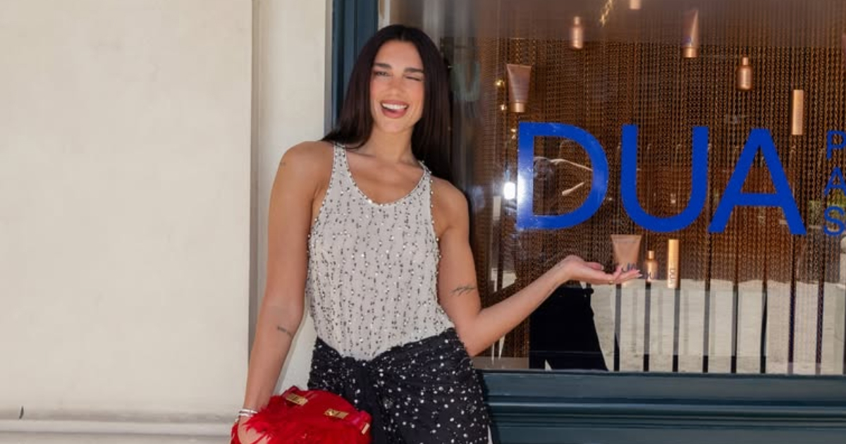 Dua Lipa u svjetlucavoj mini haljini potvrdila veliki ljetni trend