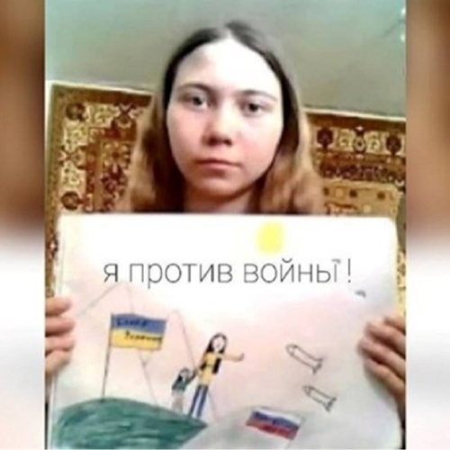 Rus čija je kći nacrtala proturatnu sliku navodno uhićen u Minsku - Index.hr