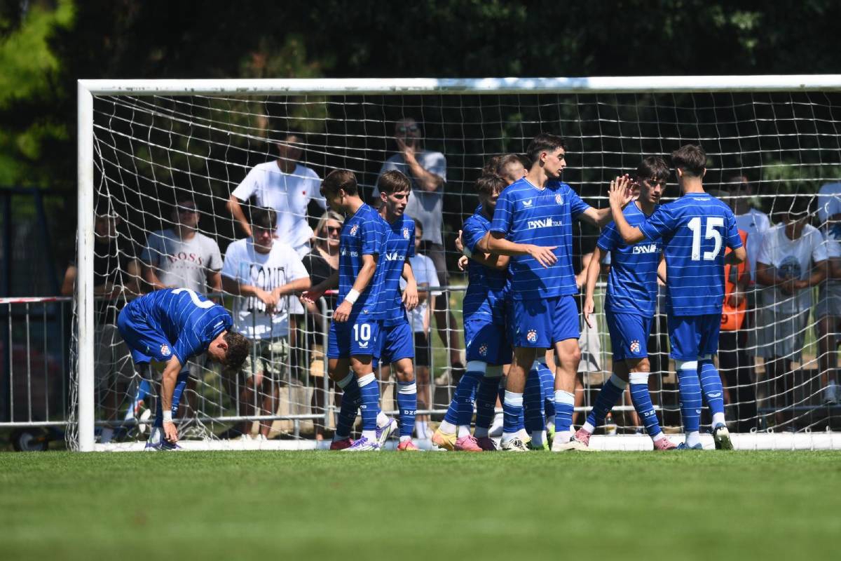 Juniori Dinama večeras igraju protiv Reala. Ekipi priključeni i prvotimci