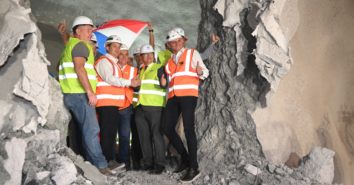 Probijen tunel Kozjak