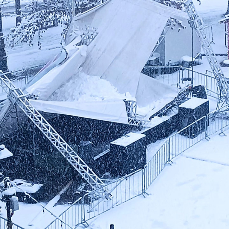U Oroslavju se urušila pozornica postavljena za Advent. Šimunić: Nije izdržala snijeg