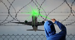 Muškarac kod Zadra više puta laserom ometao avione u letu, dobio je kaznenu prijavu