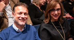 Jandroković i supruga se držali za ruke u kazalištu