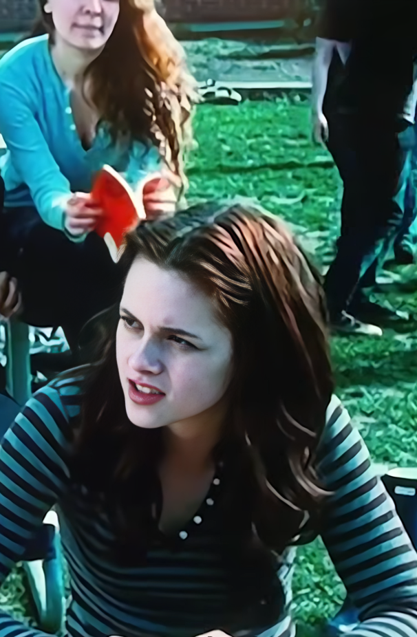 Ljude izludio bizaran detalj u pozadini filma Sumrak: "Kako to nismo primijetili?"