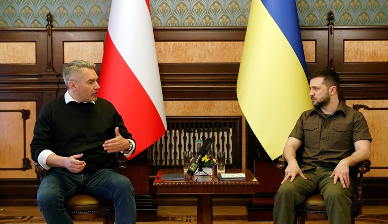 Zelenskij: Ukrajina je uvijek spremna na razgovor s Rusijom
