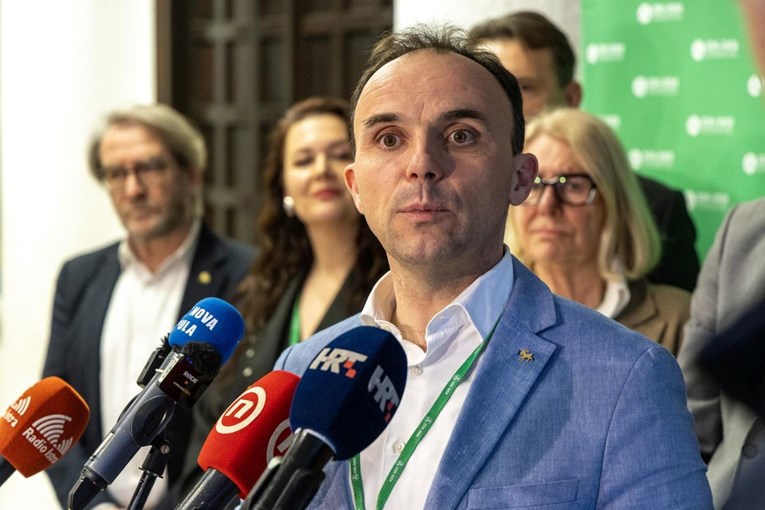 Sprema se centrističko-liberalna platforma za izbore. "Ne bavimo se ideologijom"