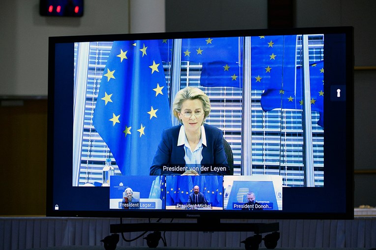 Ministri eurozone dorađuju mehanizam zaštite od dužničke krize
